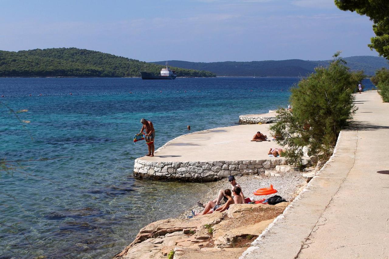 Apartments By The Sea Bobovisca Na Moru, Brac - 5682 Lozisce Luaran gambar