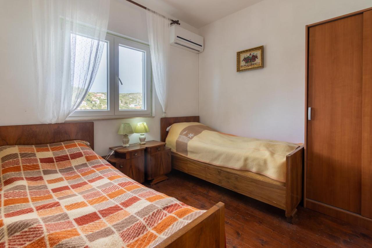 Apartments By The Sea Bobovisca Na Moru, Brac - 5682 Lozisce Luaran gambar